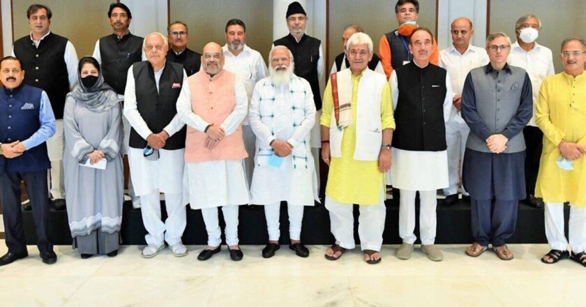 Kashmir Leaders met Pro-Indian Politicians at New Delhi