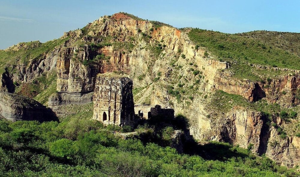 Nandana fort
