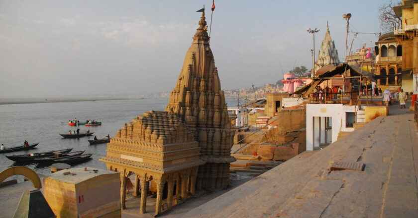 Leaning tower of Varanasi: constructional fault or mother’s curse