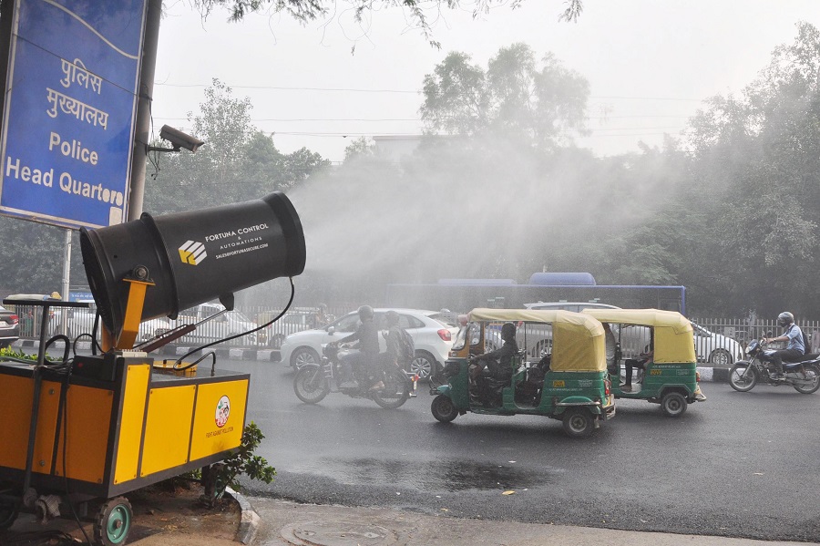 Extreme pollution and smog has forced Delhi government to install smog guns in different parts of the city.