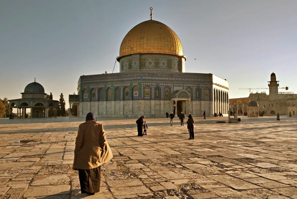 Palestinian Muslims in Al-Aqsa