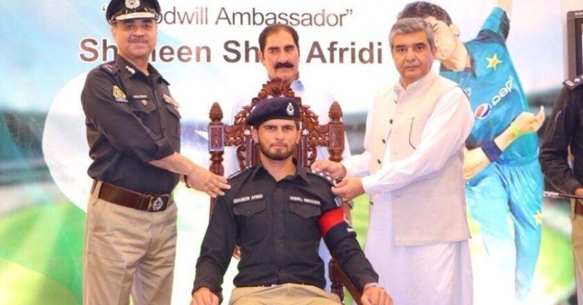 Shaheen Shah Afridi Joins Hands with KPK Police Force