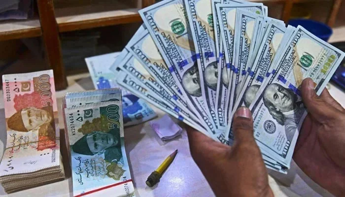 Despite foreign aid, USD hits highest against PKR