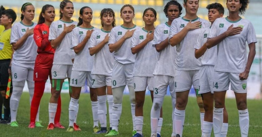 Pakistan women football teams beats Maldives with big margin