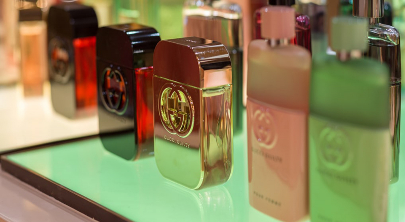 Adding a fragrance in your life by these Perfumes