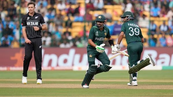 Thrilling Victory for Pakistan in Rain-Delayed Showdown