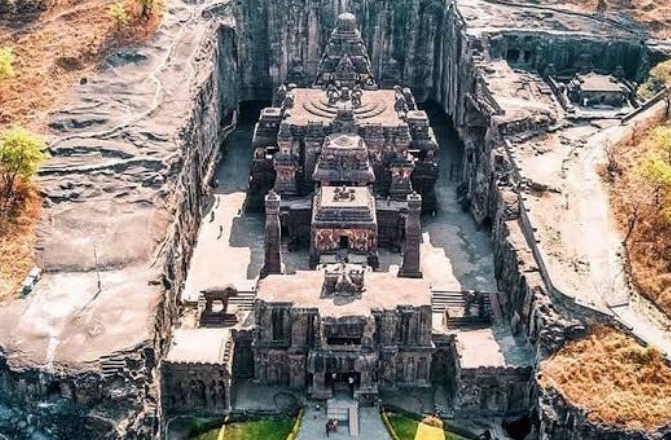 Discovering the Ellora Caves: A Journey Through Time and Belief