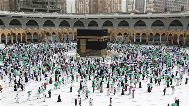Iranian pilgrims Travel to Saudi Arabia for Umrah